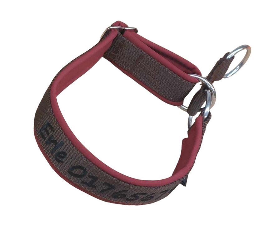 Besticktes Zugstopp-Halsband in Braun/Bordeaux mit Softshell-Polsterung