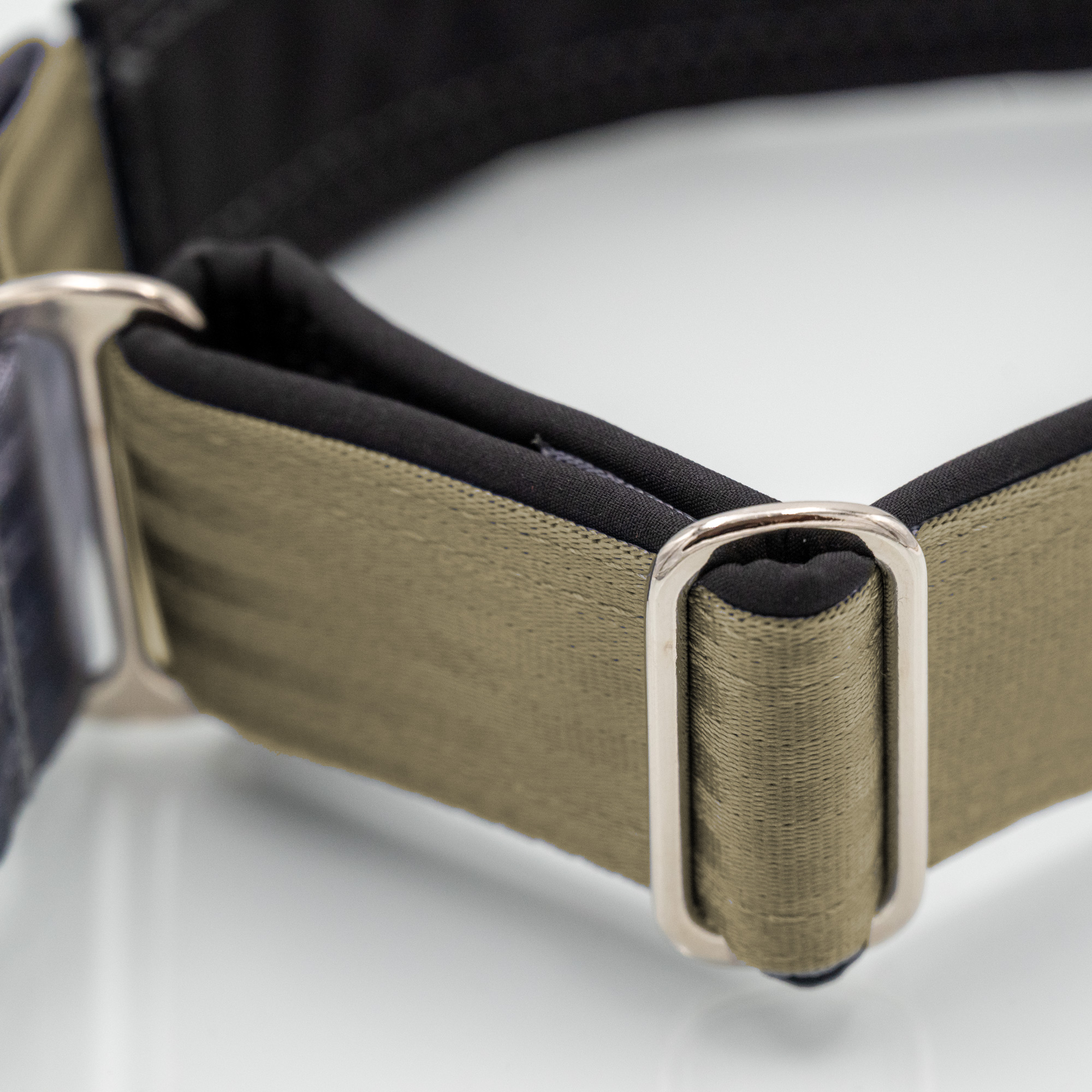 Innenliegende Softshell-Polsterung am Zugstopp-Hundehalsband – Nahaufnahme