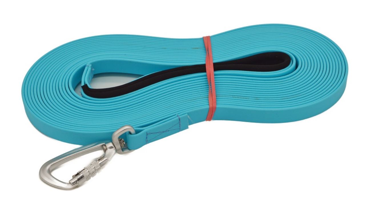 extrem-tuerkis.jpg Biothane Schleppleine EXTREM in Türkis mit Softshell-Handschlaufe und Aluminium-Sicherheitskarabiner – Stake-Out Hundezubehör