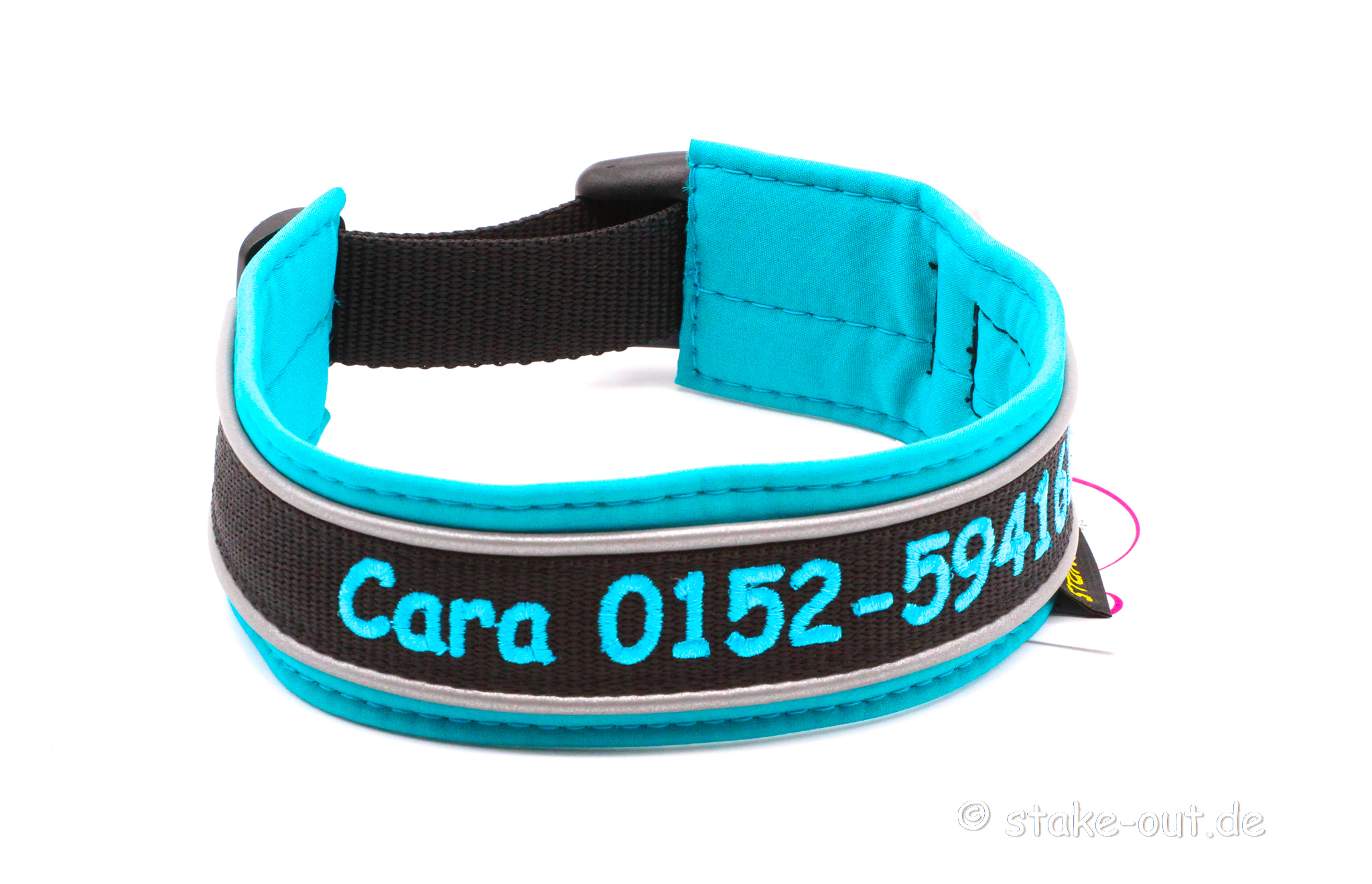 Outdoor Hundehalsband in Türkis/Schwarz mit Softshell-Polsterung, reflektierender Kantenborte & Bestickung