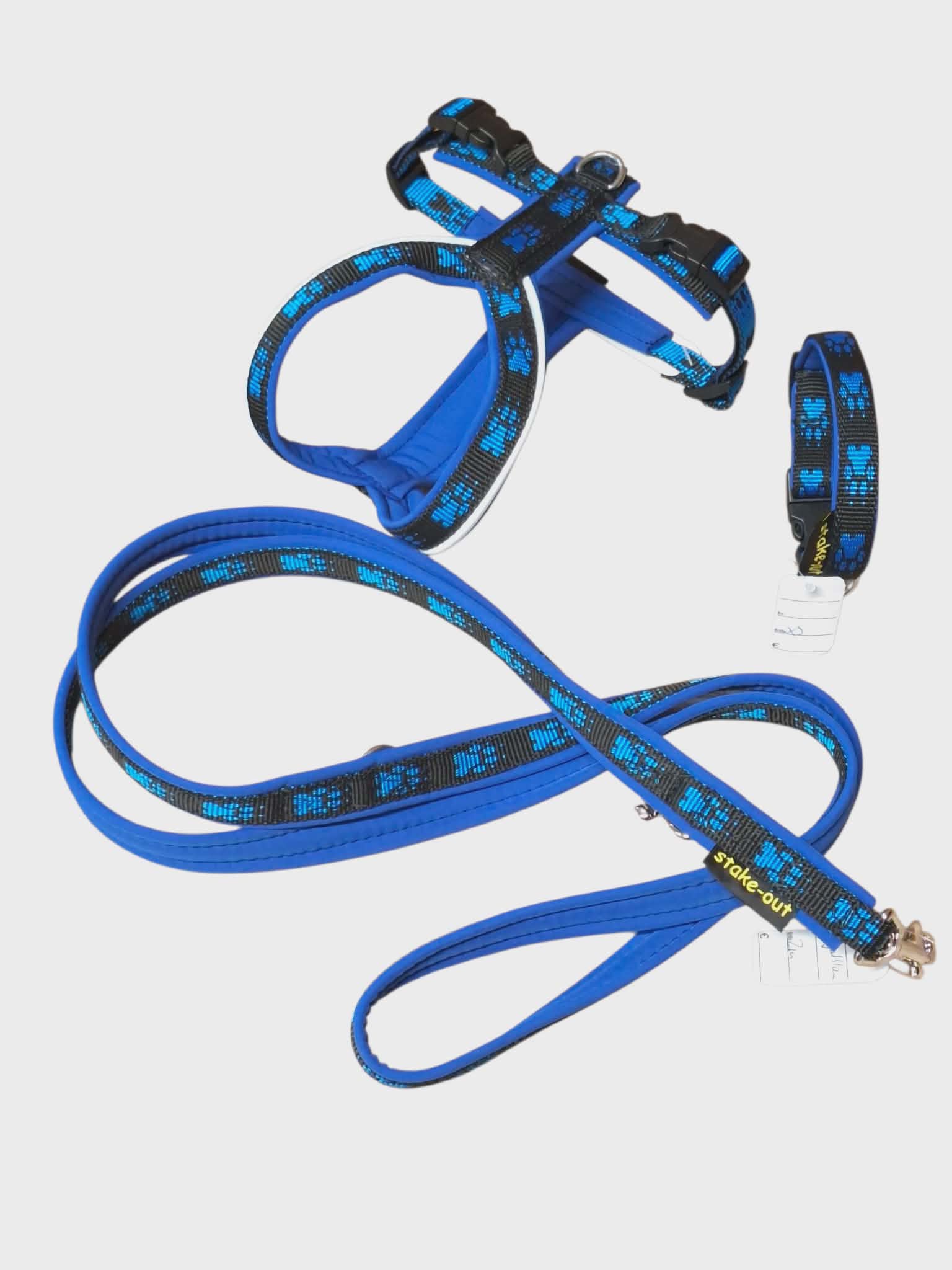 Stake-Out Hundeset Welpen Geschirr Leine Halsband Softshell Pfotenmotiv Gesamtansicht