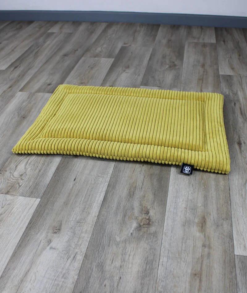 Hundedecke aus Cord mit Füllung