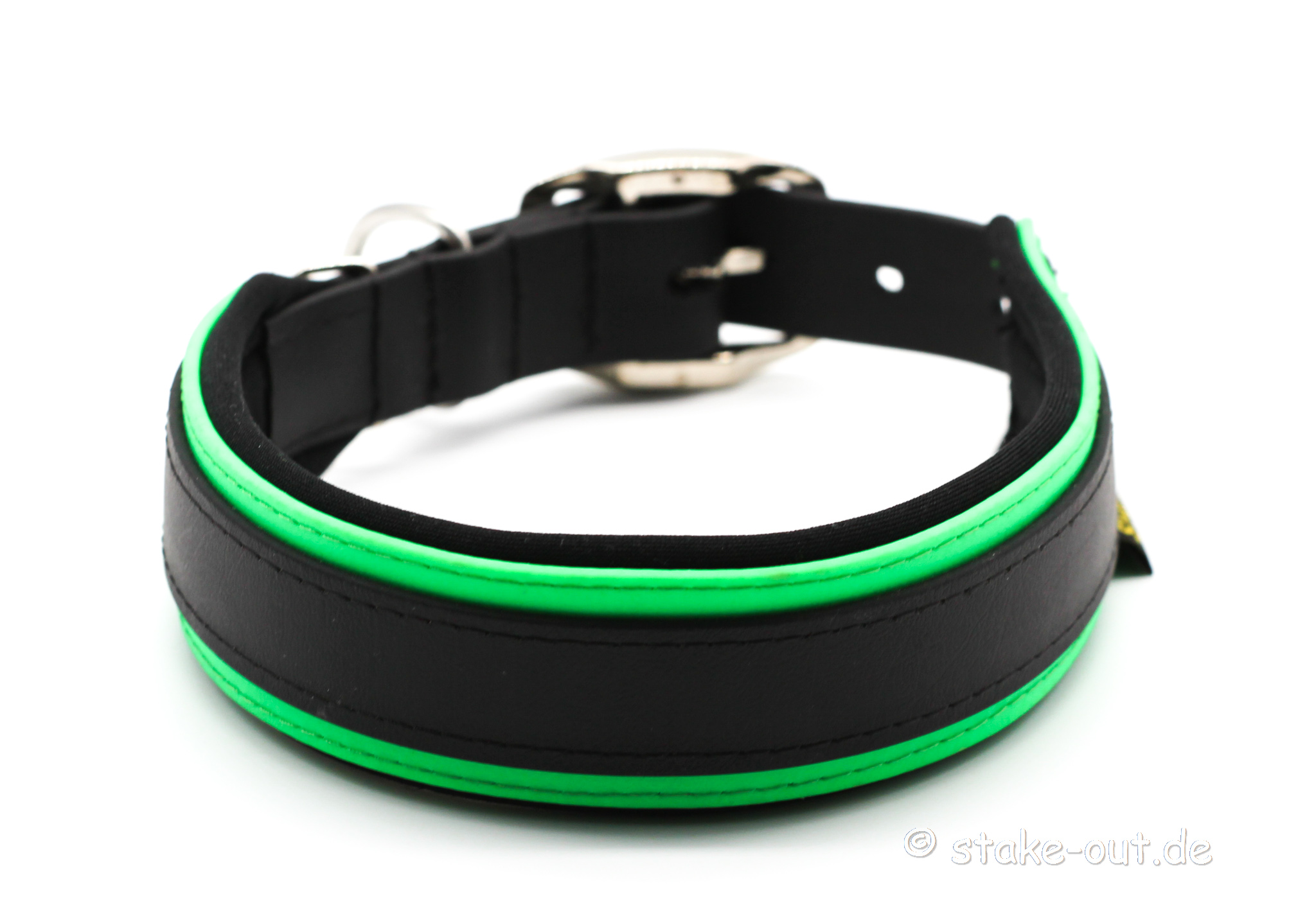 Breites Biothane® Hundehalsband (40 mm) in Schwarz/Neon-Grün mit Softshell-Polsterung und Gürtelschnalle